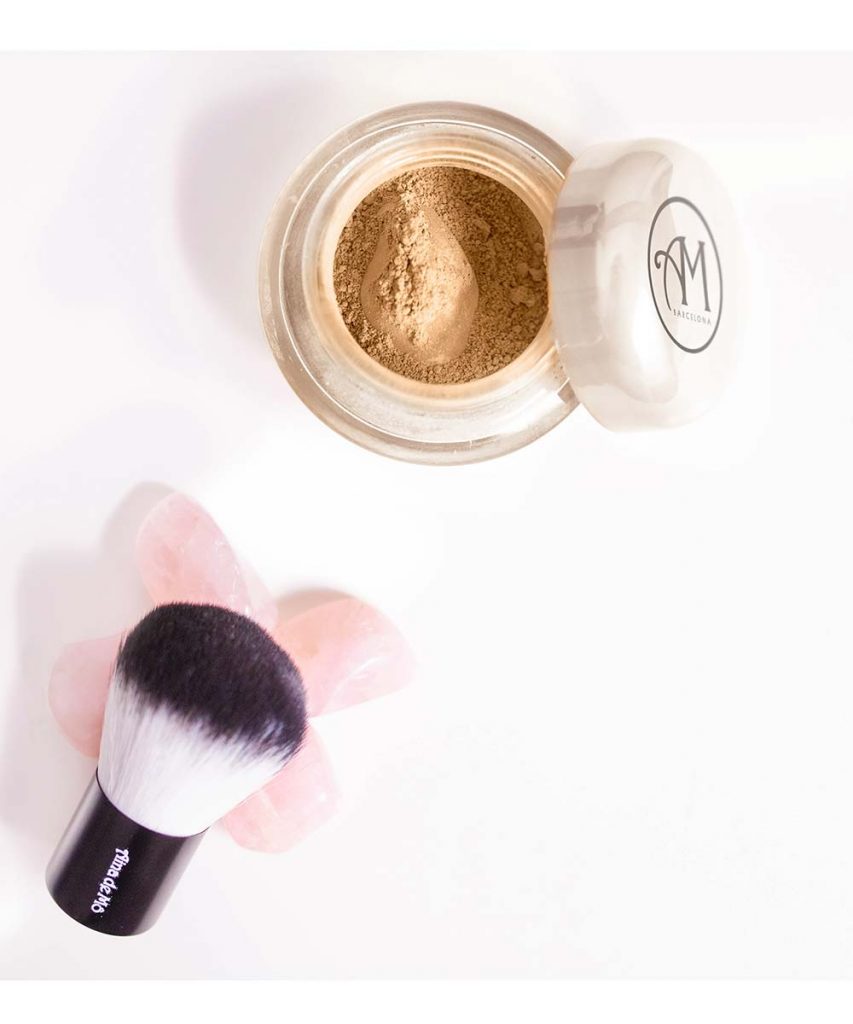 MeetBIO Fondo de maquillaje natural y mineral tonos neutro bronceado