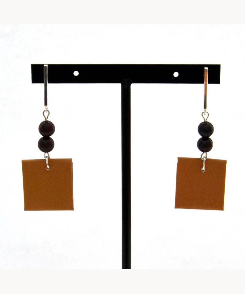 Pendientes en papel reciclado marrón Strambotica
