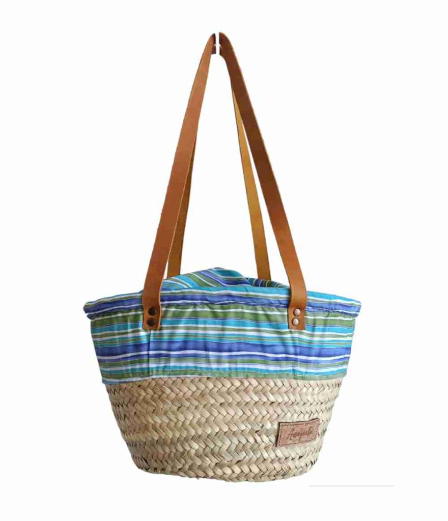 capazo bolso artesanal de paja con estampado verde azul